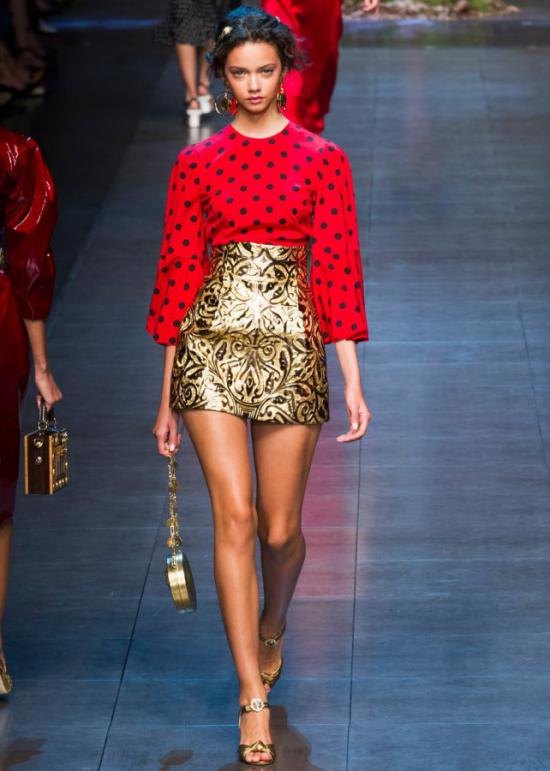 Модель из коллекции Dolce&Gabbana весна-лето 2014