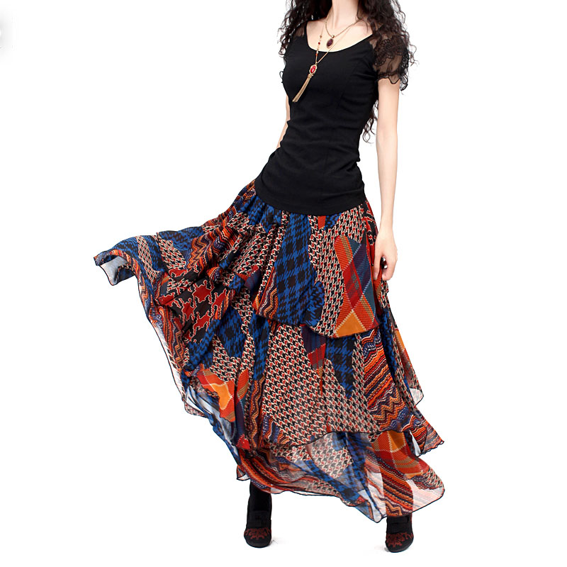 Многоярусные юбки в стиле бохо состоят из отрезков ткани разной длины
