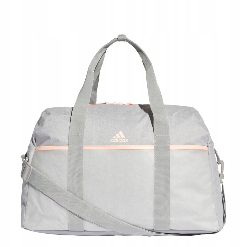 Выбирайте спортивную сумку с привлекательным дизайном.