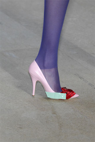 http://www.glamurnenko.ru/images/fashion2/shoes08_vuitton1_big.jpg